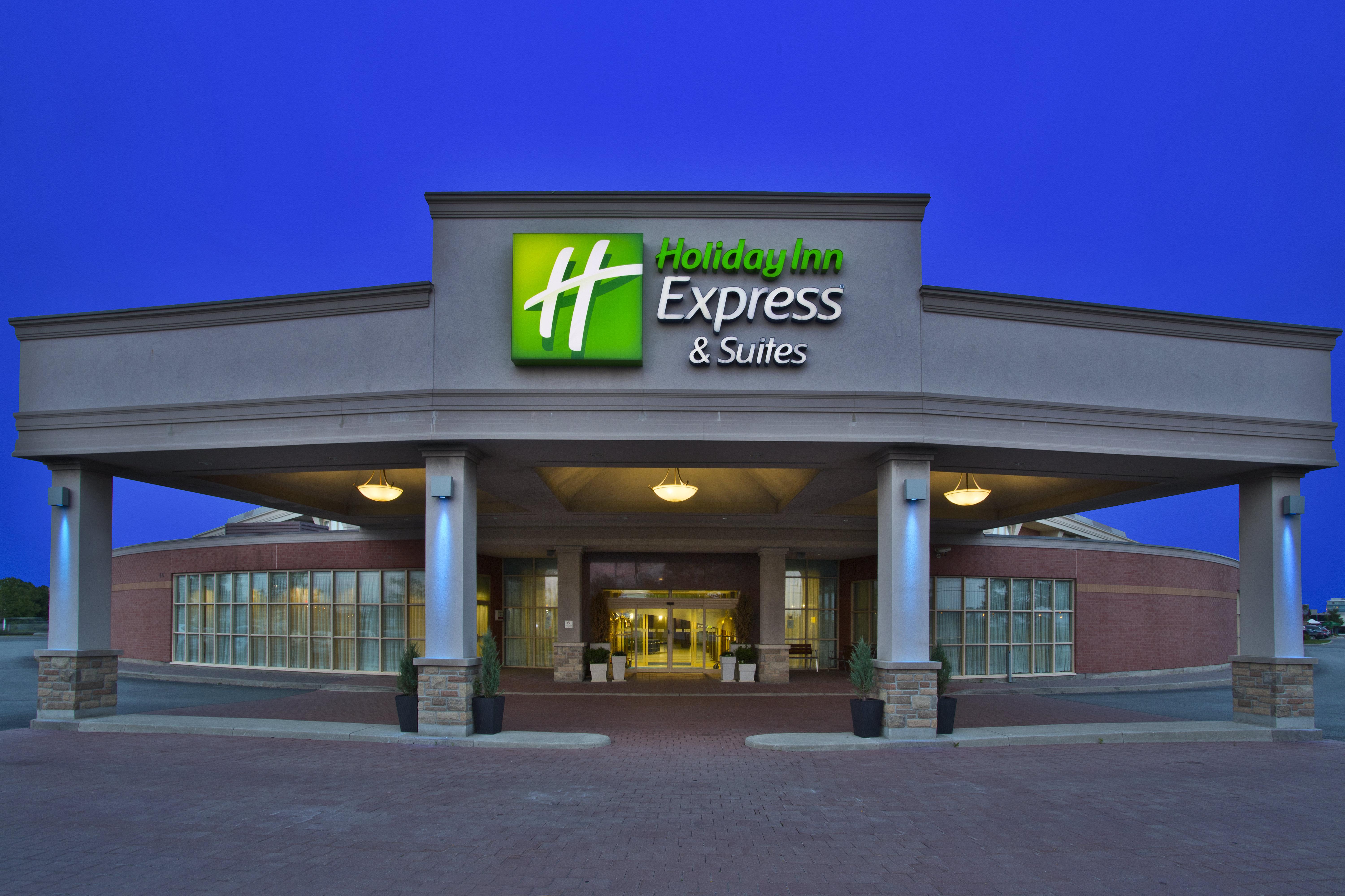 Glo Best Western Mississauga Corporate Centre Exterior photo