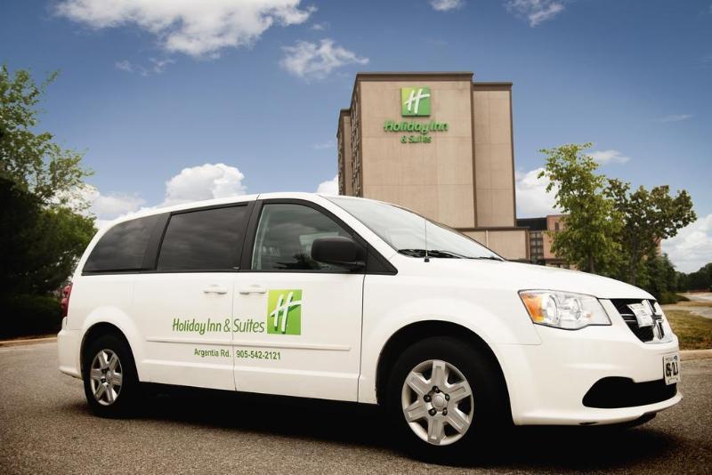 Glo Best Western Mississauga Corporate Centre Exterior photo